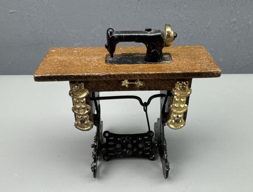 Casa delle bambole miniatura