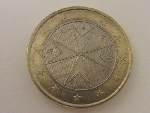 Moneta euro croce - moneta,