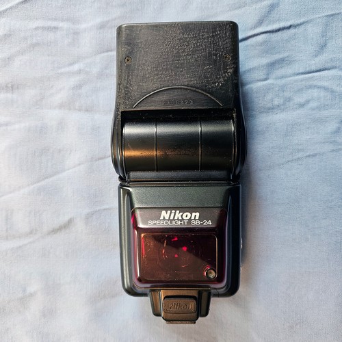Nikon speedlight flash - nikon,
