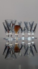 Set 6 Bicchierini da Liquore Vintage Anni ’60. Vetro Pressato Francese. 