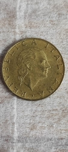 Moneta 200 lire - 200, esposizione