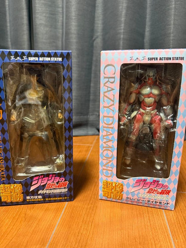 Statua super action josuke - statua,