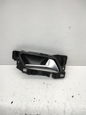 MANIGLIA INTERNA POSTERIORE DESTRA PER OPEL Corsa F Serie 39198475 (19>)