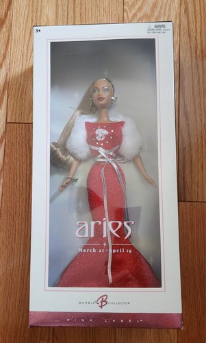 Barbie 2004 collector - barbie,