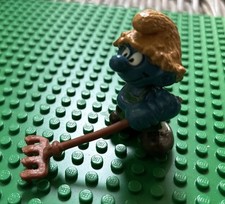 Puffi 20138 fienaio contadino