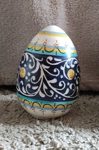 Uovo ceramica di - in,