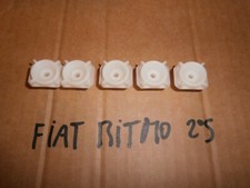 CLIP DI FISSAGGIO MASCHERINA GRIGLIA FIAT RITMO 2' SERIE SUPER 105 TC 130 ABARTH