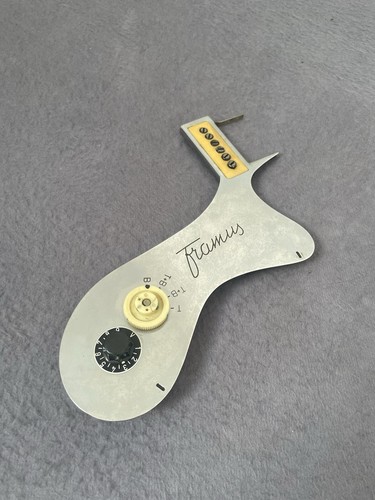 Battipenna chitarra archtop