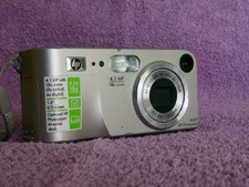 FOTOCAMERA DIGITALE HP M407  4,1 MP  ZOOM OTTICO 3X  DIGITALE 18X 