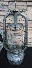 Antica lanterna a petrolio