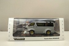TARMAC WORKS 1/64 TOYOTA HIACE