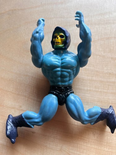 Action figure giocattolo - figure,