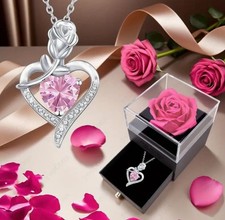 collana con bocciolo di rosa