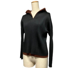 Camicetta nera a strati