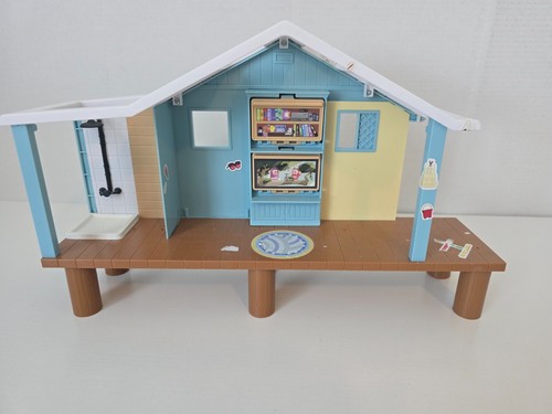 Bluey beach cabin - cabin, playset