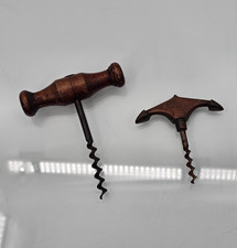 ANTICO PRIMITIVO RUSTICO CAVATAPPI MANICO BOTTE APRI VINO BARWARE METALLO LEGNO