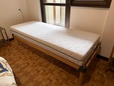 Letto singolo motorizzato con materasso (perfetto)
