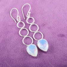 Orecchini Ottobre Opale Latteo