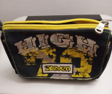 Astuccio marca SEVEN HIGH doppia tasca con cerniere