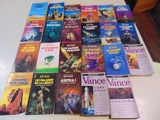 LOT de 23 livres de JACK VANCE science fiction SF