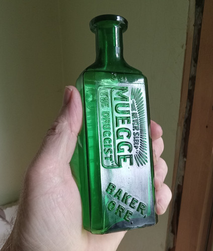Baker ore muegge - baker,ore, farmacista