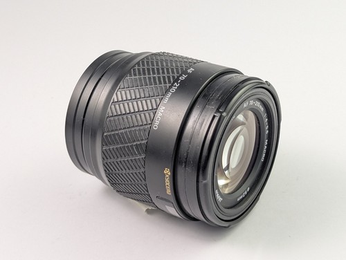Kyocera yashica 210mm - yashica, 70–210mm