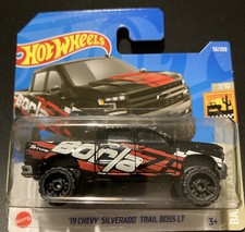 Hot Wheels 19 Chevy Silverado