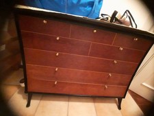 Cassettiera e comodini di