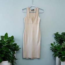 Abito Lulus aderente