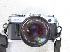 Canon AT-1 35mm camera w/