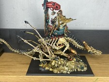 TOMBA RE/LICHE SACERDOTE SU