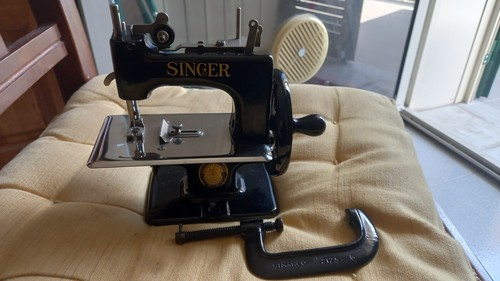 Macchina cucire singer - da,