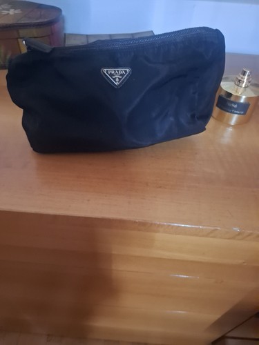 Prada - ,