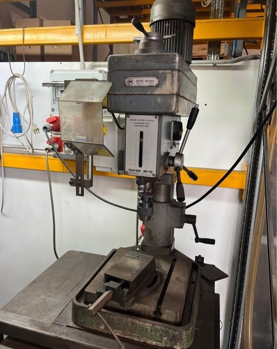 Trapano maschiatrice industrie - maschiatrice,