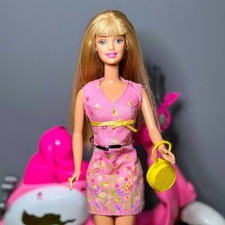 Barbie Bella Bambola Fiori e