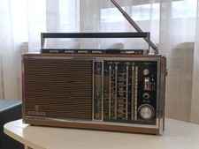 Radio vintage Grundig Satellit