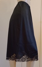 VINTAGE SOTTOGONNA NERO