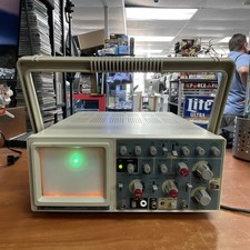 Oscilloscopio a doppia traccia