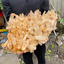 Grappolo di quarzo cristallo