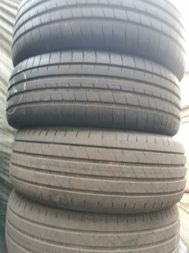 Coppia pneumatici 235 - pneumatici, r19