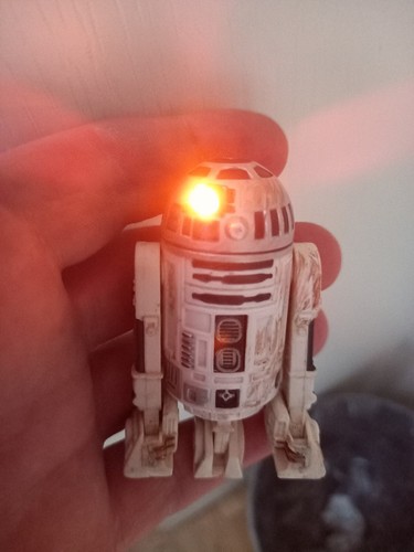 Figure 2004 light and - r2-d2,