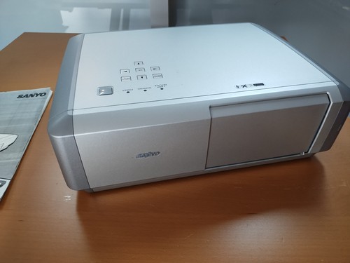 Sanyo plv 3lcd multimedia - plv-z4, multimedia/