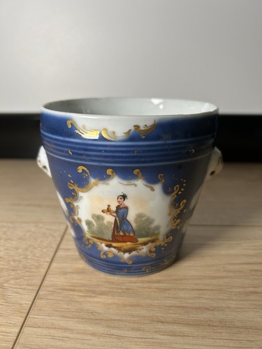 Petit cache pot - petit, de