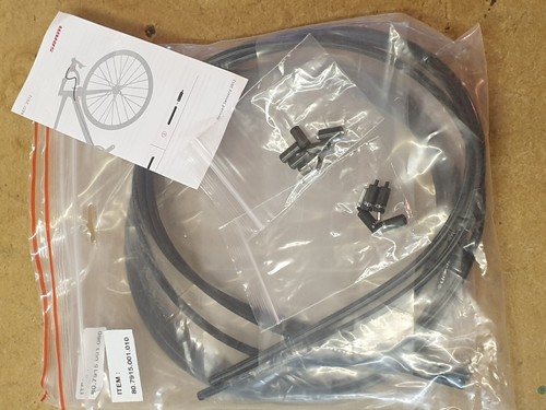 Set alloggiamento cavo esterno