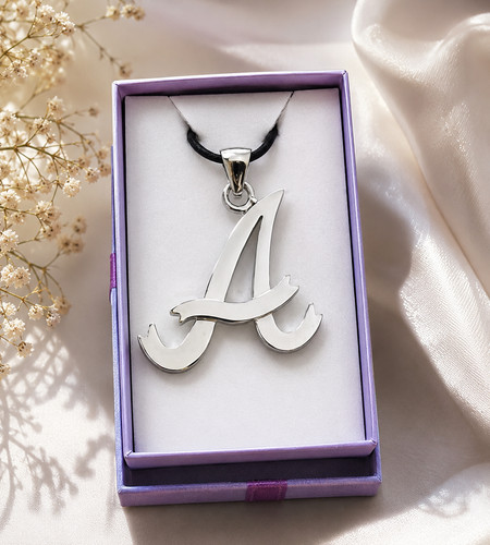 Collana lettera ciondolo - lettera,