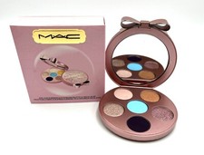 Nuovo! MAC Eye Love Surprises