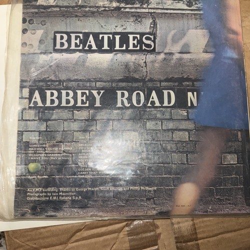 Beatles abbey road - road,