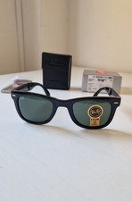 Ray-Ban Wayfarer Folding Classic Occhiali da Sole Unisex - Nero (RB4105 601...