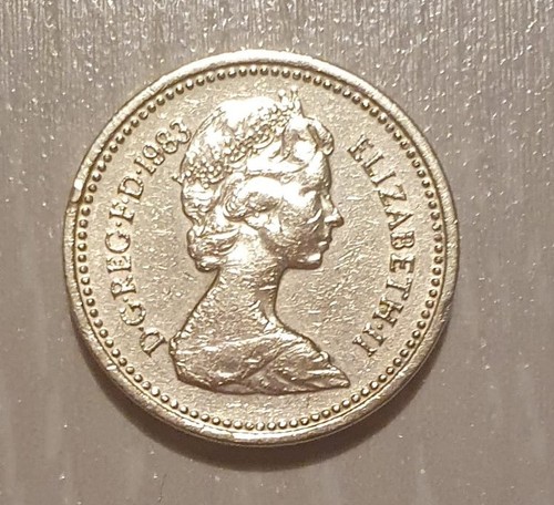 1983 one pound queen - 1983, gb