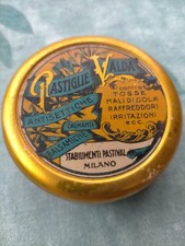 ANTICA SCATOLA IN LATTA